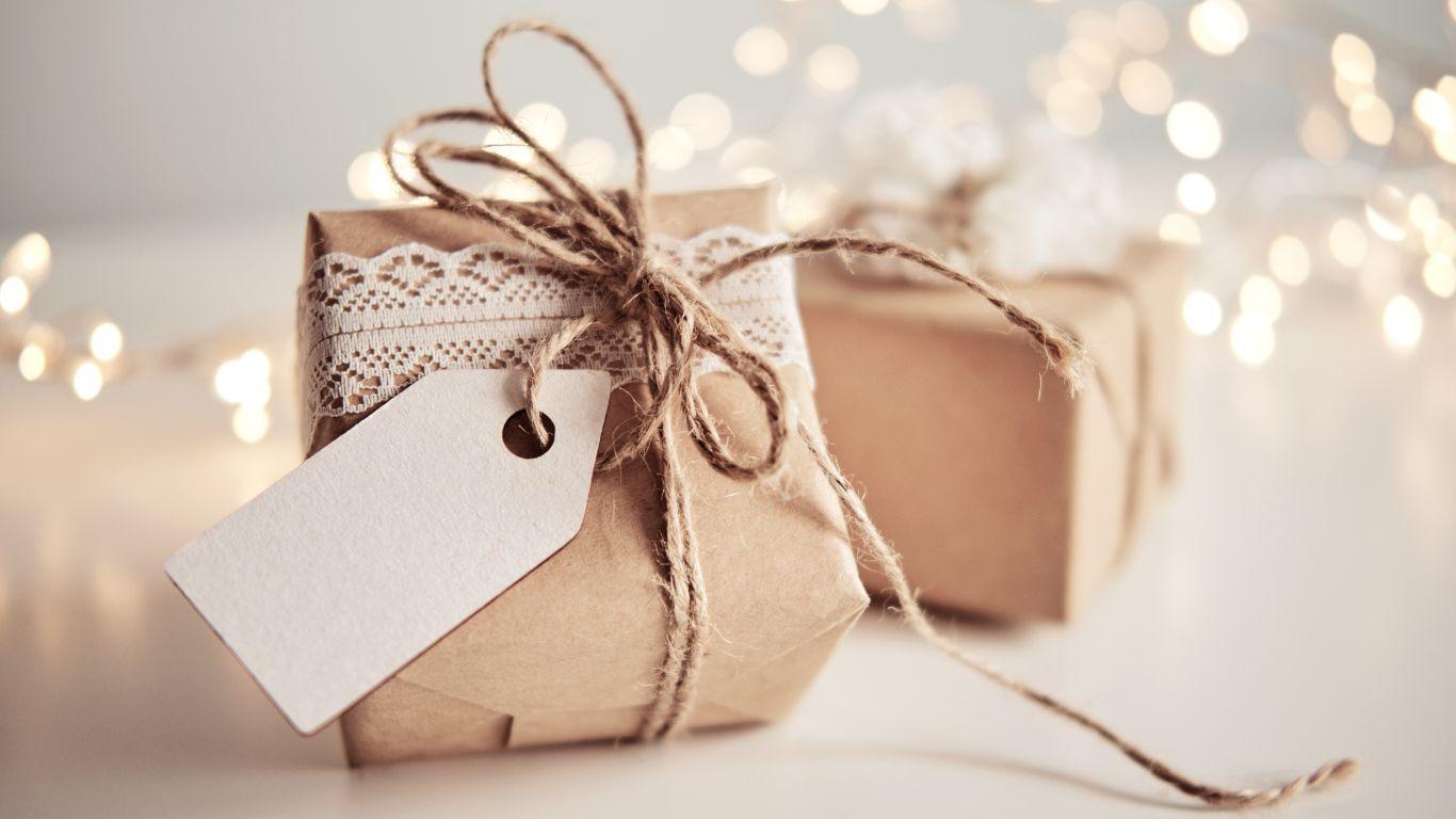 7 Sustainable Corporate Gift Ideas for Clients