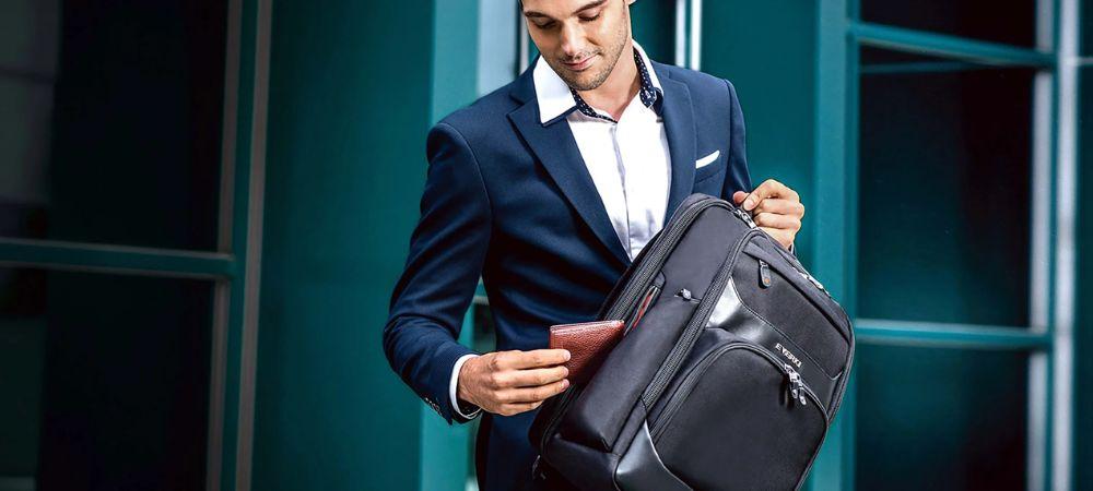 Laptop Bag vs. Backpack: Choose Wisely
