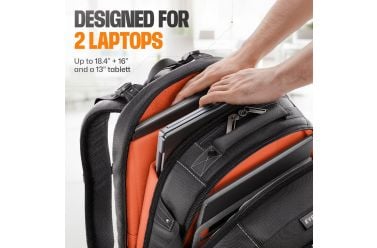 Business 120 PRO holding two laptops and a tablet in separate pockets