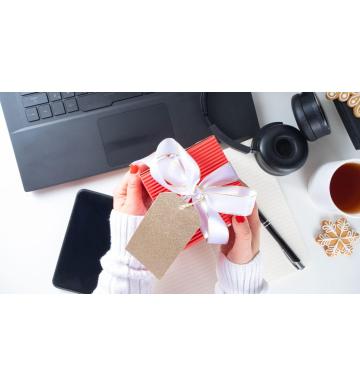 Corporate Gifting’s Psychological Impact: Boost Loyalty & Culture