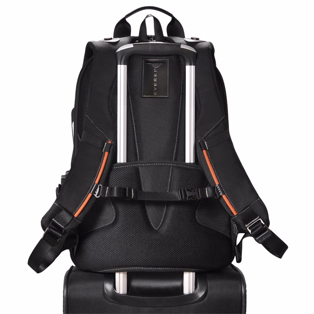 travel backpack for 17 inch laptop