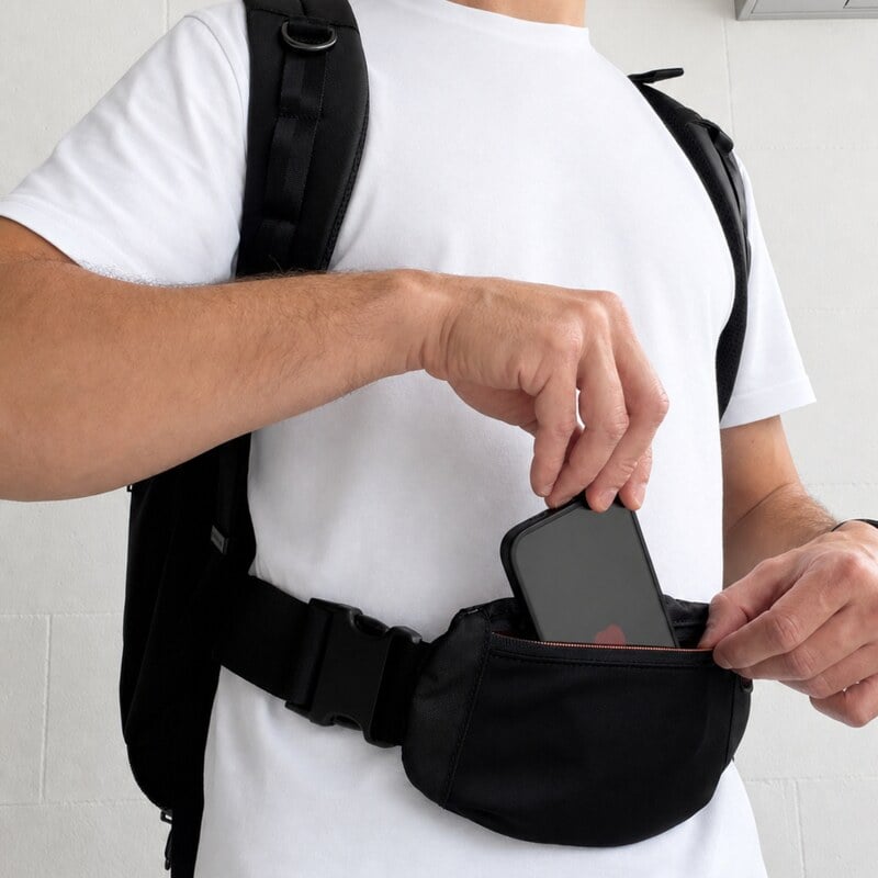EVERKI ONE worn with the hip belt and pouch fitted