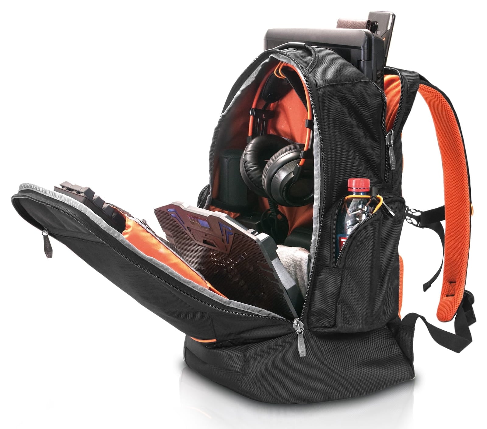 ContemPRO 117 open, showing compartments and pockets.